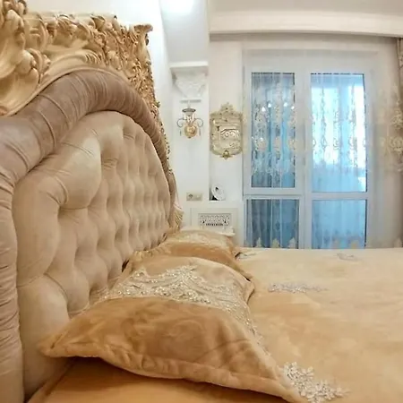 Apartamento Na Rua R. Antonio Sergio *